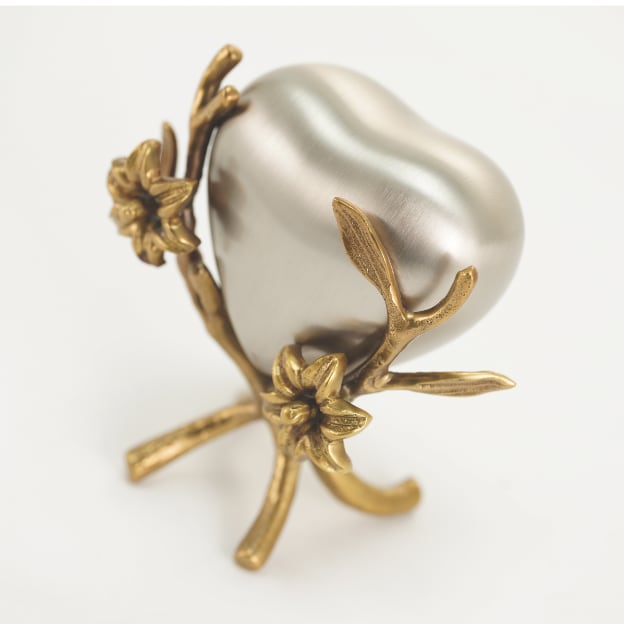 Windsong™ Lily Heart Stand Bronze