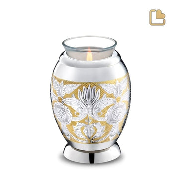 Urna de recuerdo de cremación floral adornada con candelita