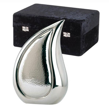 Urna de cremación de plata brillante con forma de lágrima